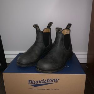 Rustic black blundstones